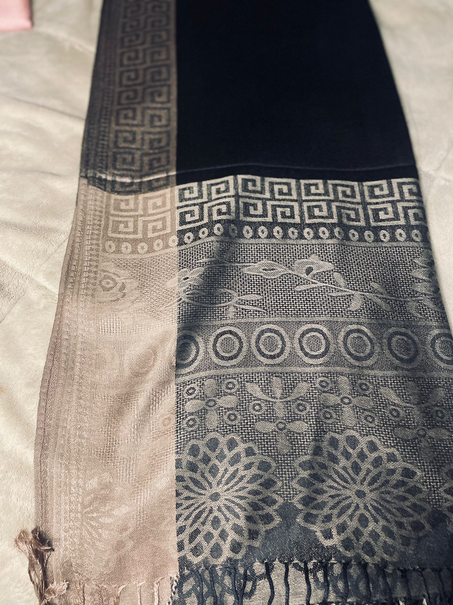 Square Edge - Cashmere Scarf /Shawl
