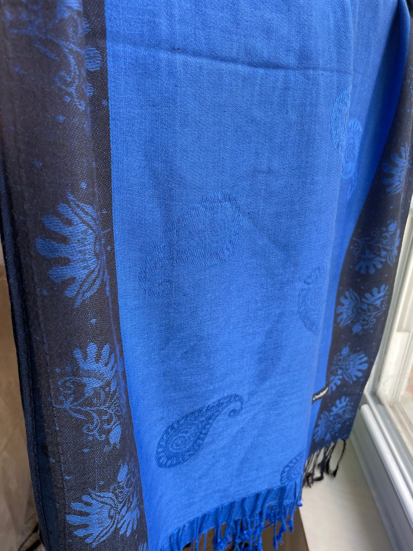 Framed Paisley - Cashmere Scarf /Shawl