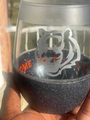 Etched Bengals Peek a Boo Wine Glass