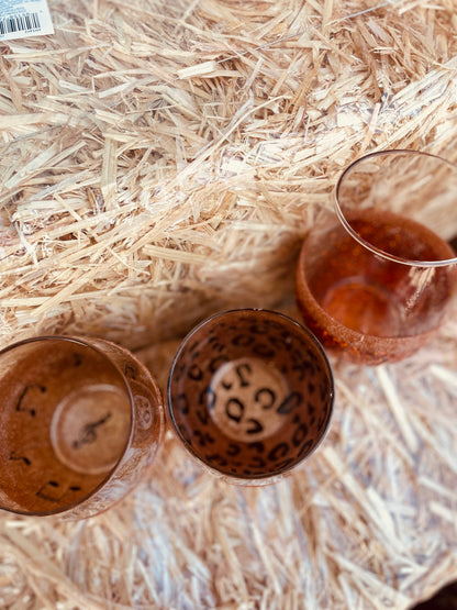 Leopard Print Peek a Boo Gold Glitter Wine Glass