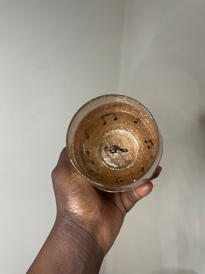 Music Peek a Boo Gold Glitter Wine Glass